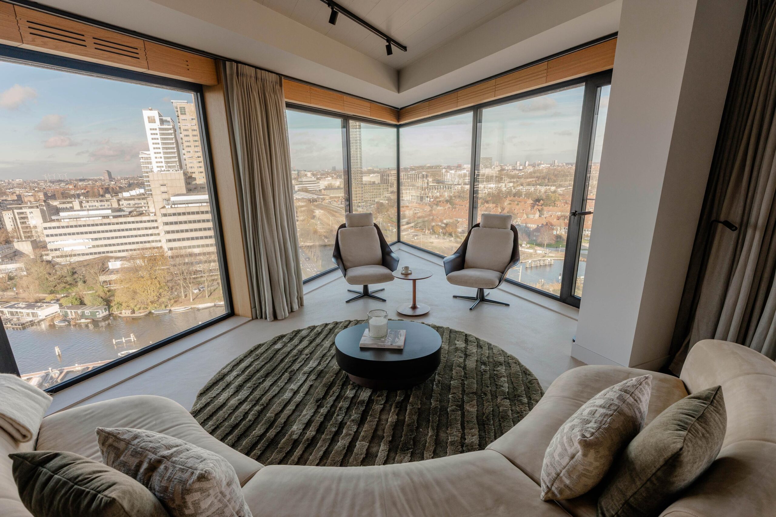 Korte Ouderkerkerdijk 1 P 3 in AMSTERDAM-2