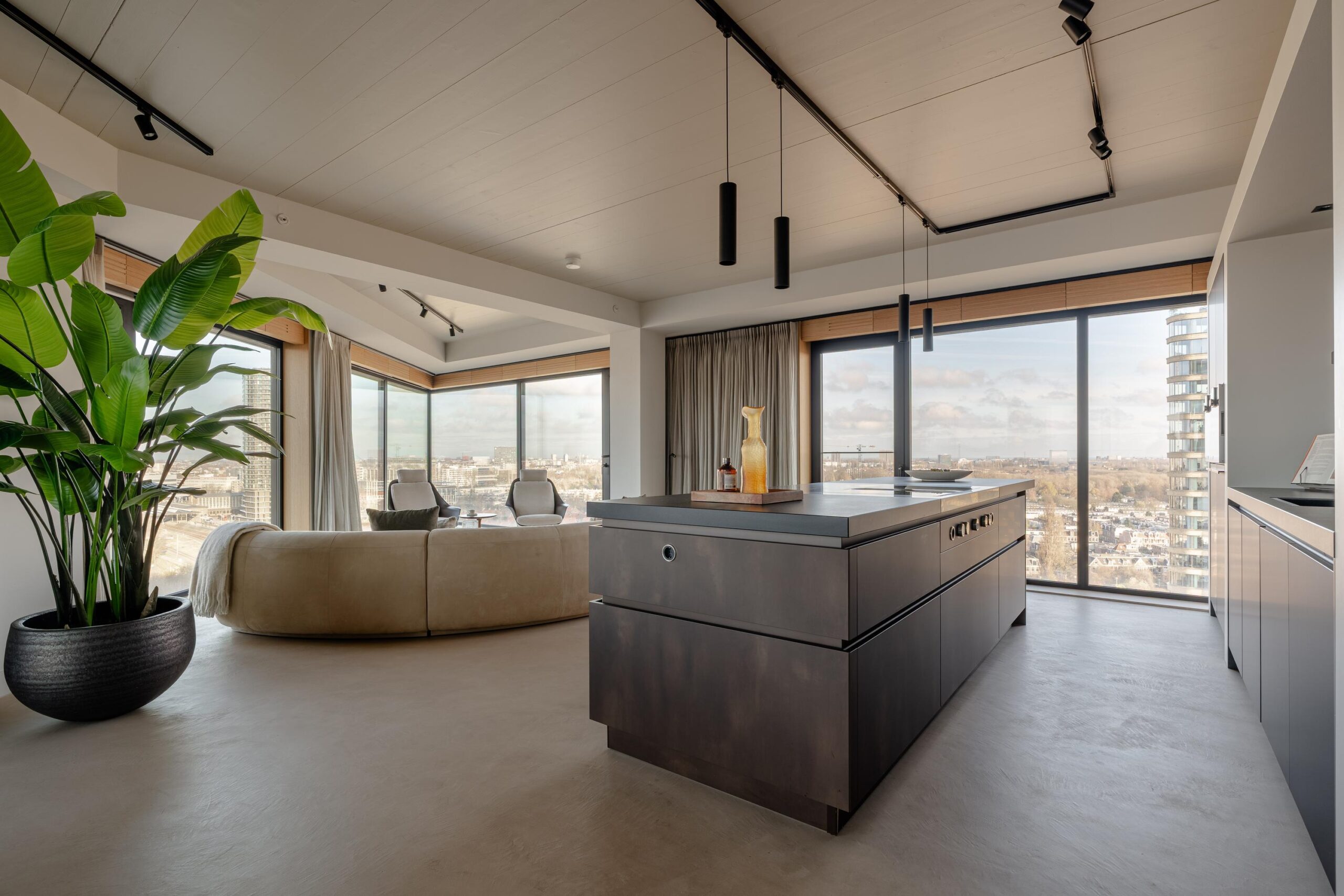 Korte Ouderkerkerdijk 1 P 3 in AMSTERDAM-8