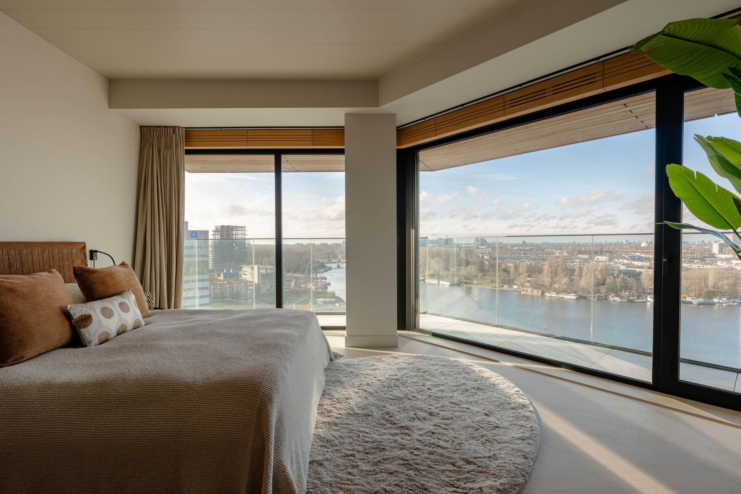 Korte Ouderkerkerdijk 1 P 3 in AMSTERDAM-19