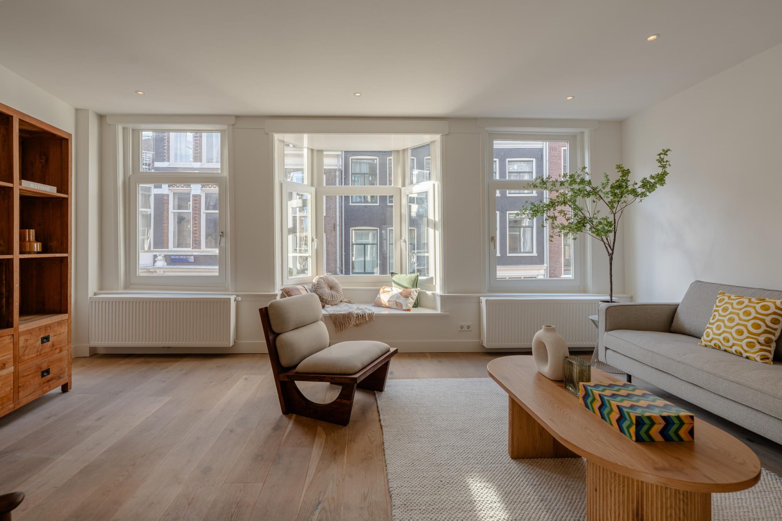 Nieuwe Spiegelstraat 43 1 in AMSTERDAM-4