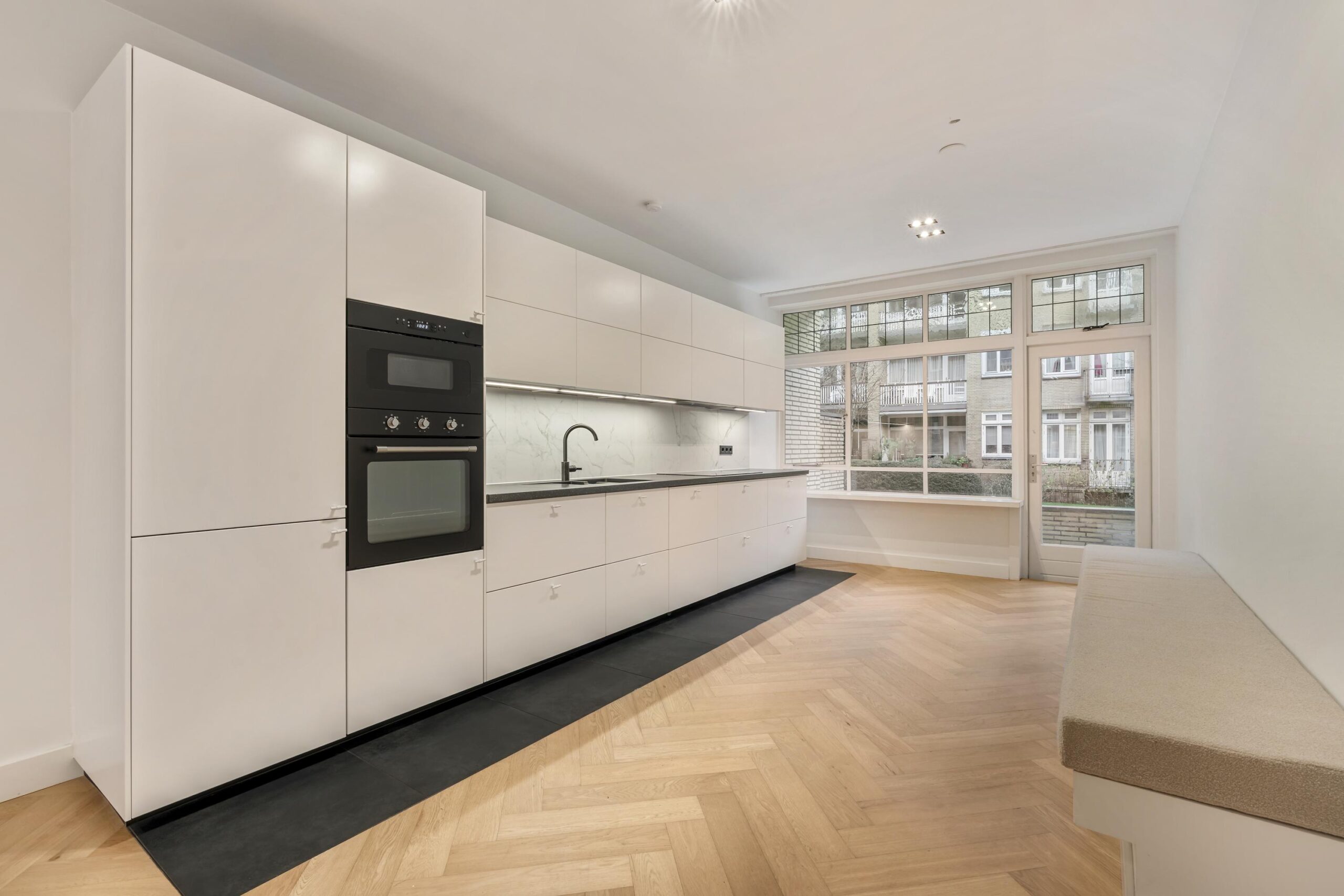 Stadionweg 158 in AMSTERDAM-6