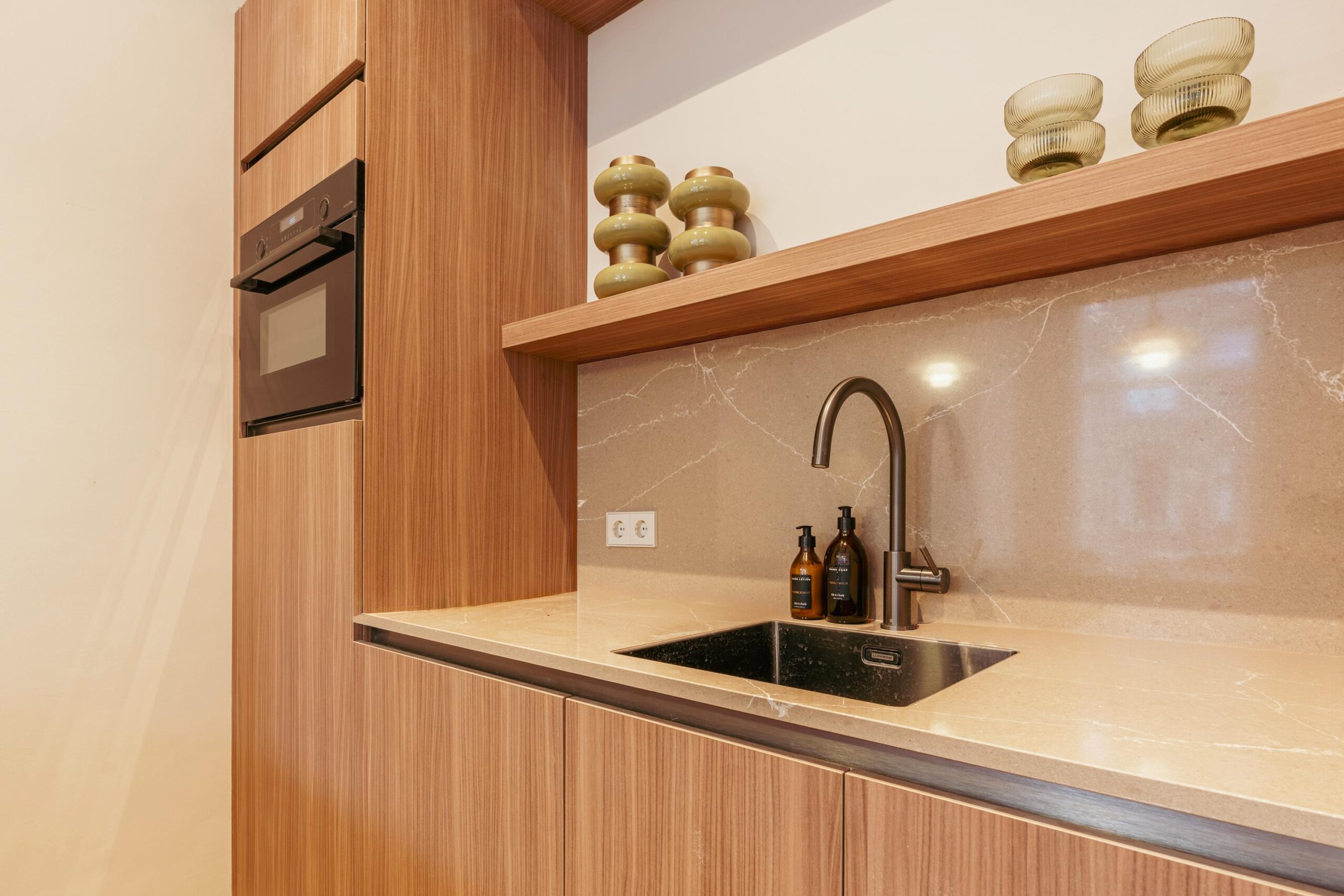 Koninginneweg 190 E in AMSTERDAM-16