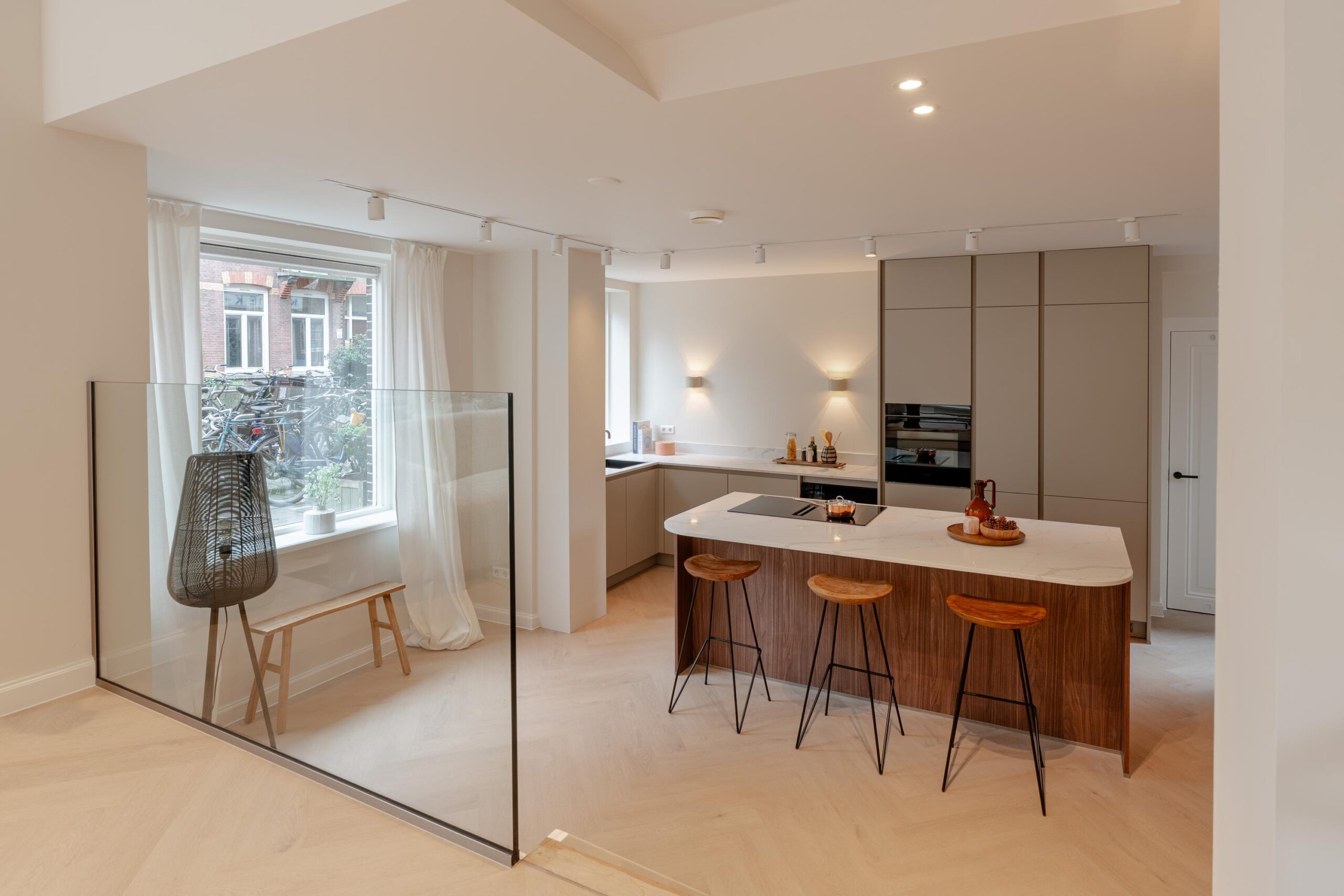 Eerste Helmersstraat 34 in AMSTERDAM-10