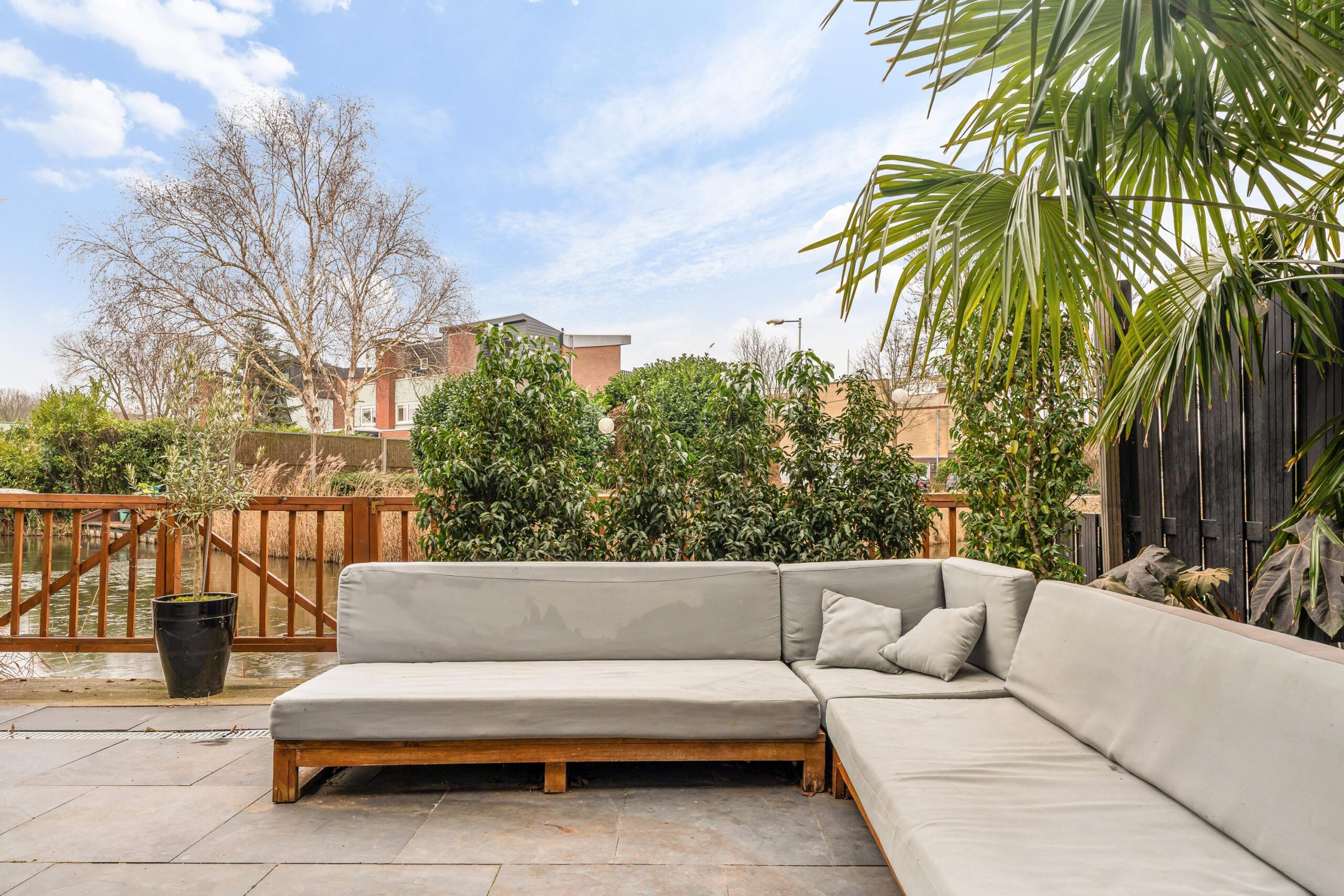 Zuideinde 244 in AMSTERDAM-17