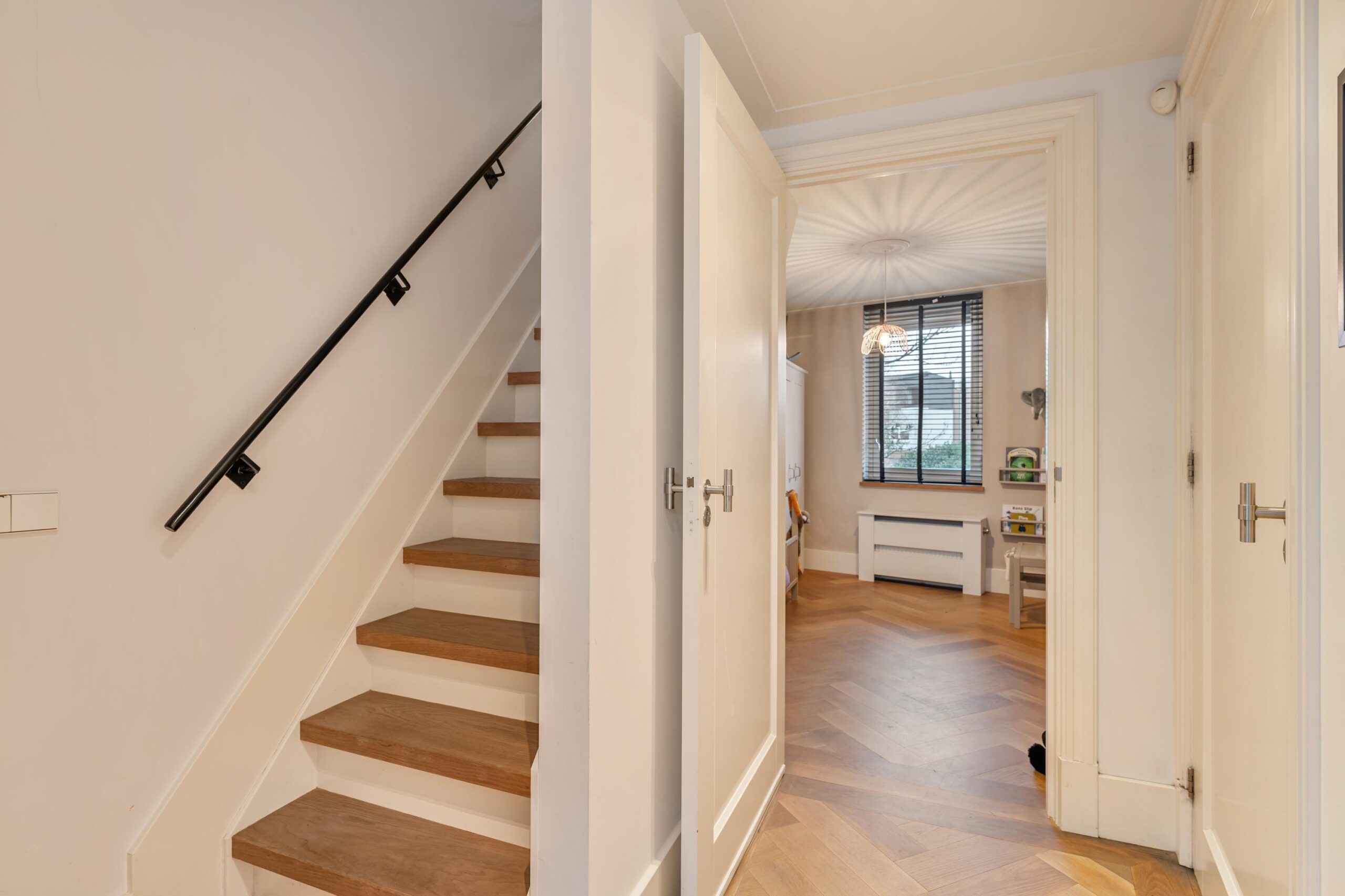 Zuideinde 244 in AMSTERDAM-23