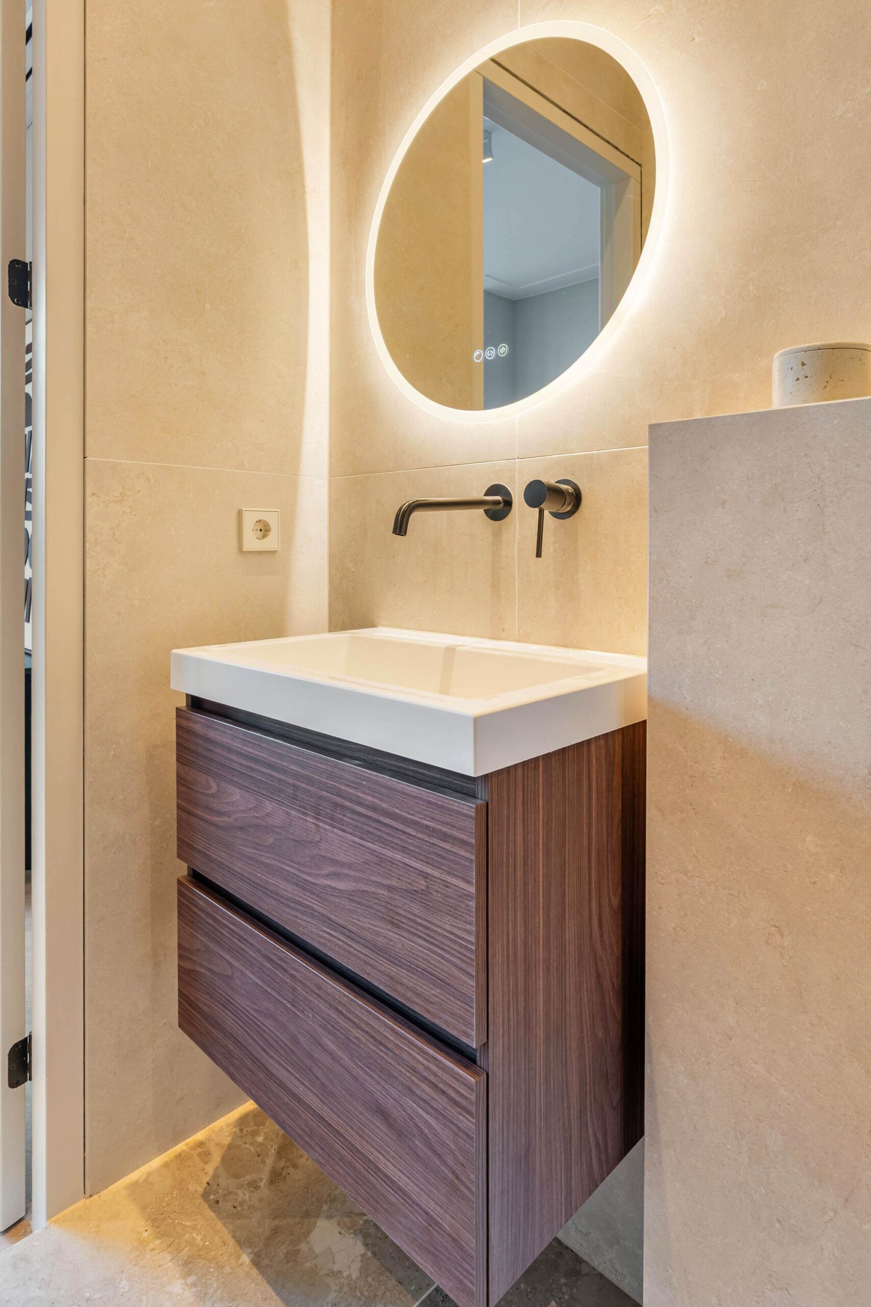 Koninginneweg 190 D in AMSTERDAM-24