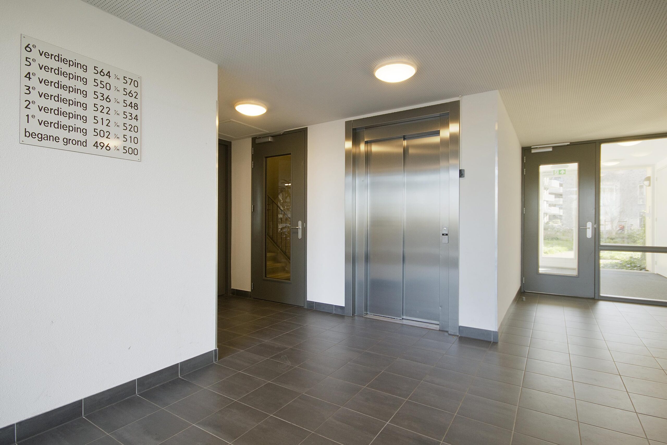 Mary van der Sluisstraat 540 in AMSTERDAM-26