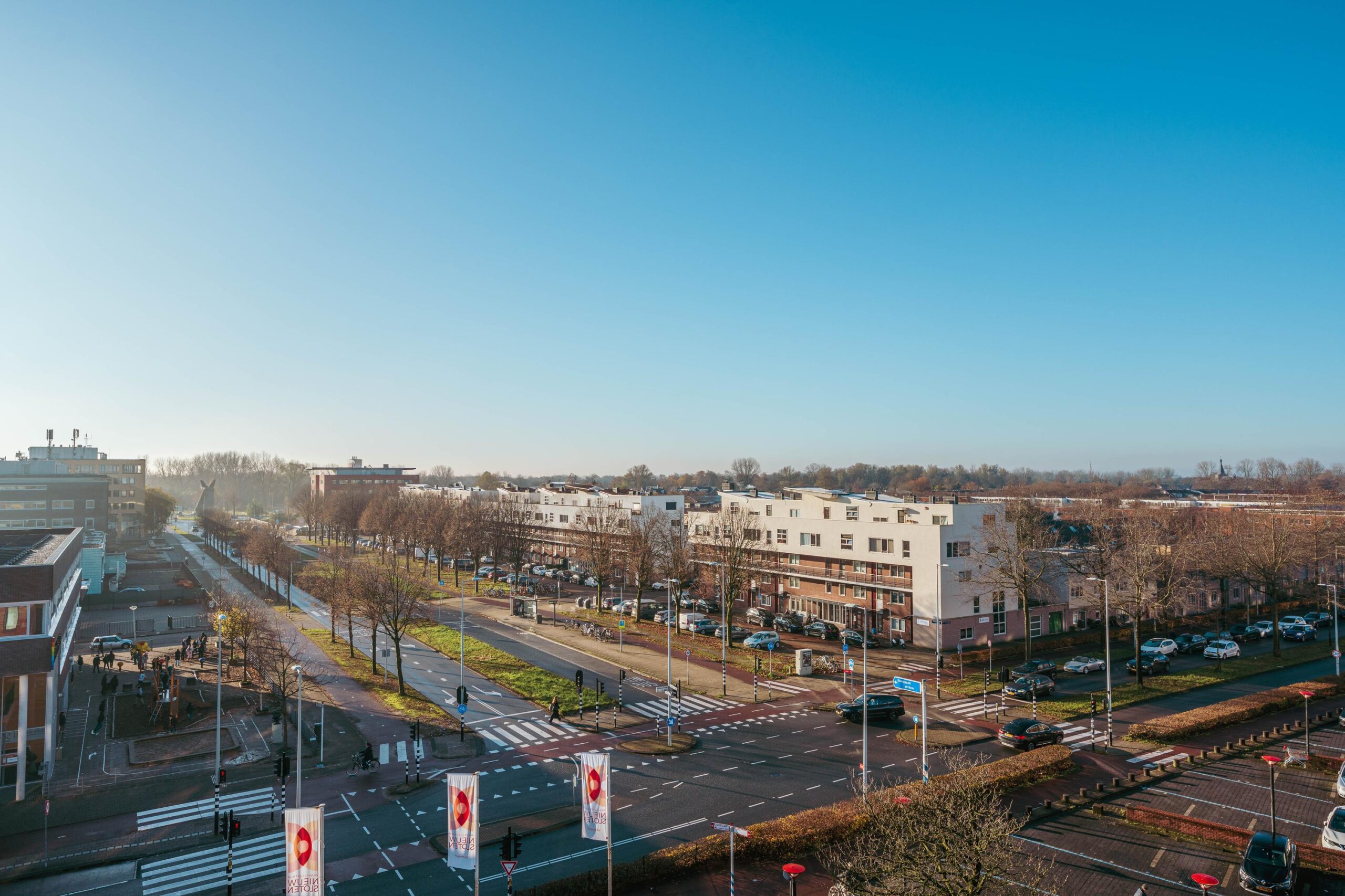 Hageland 122 in AMSTERDAM-16