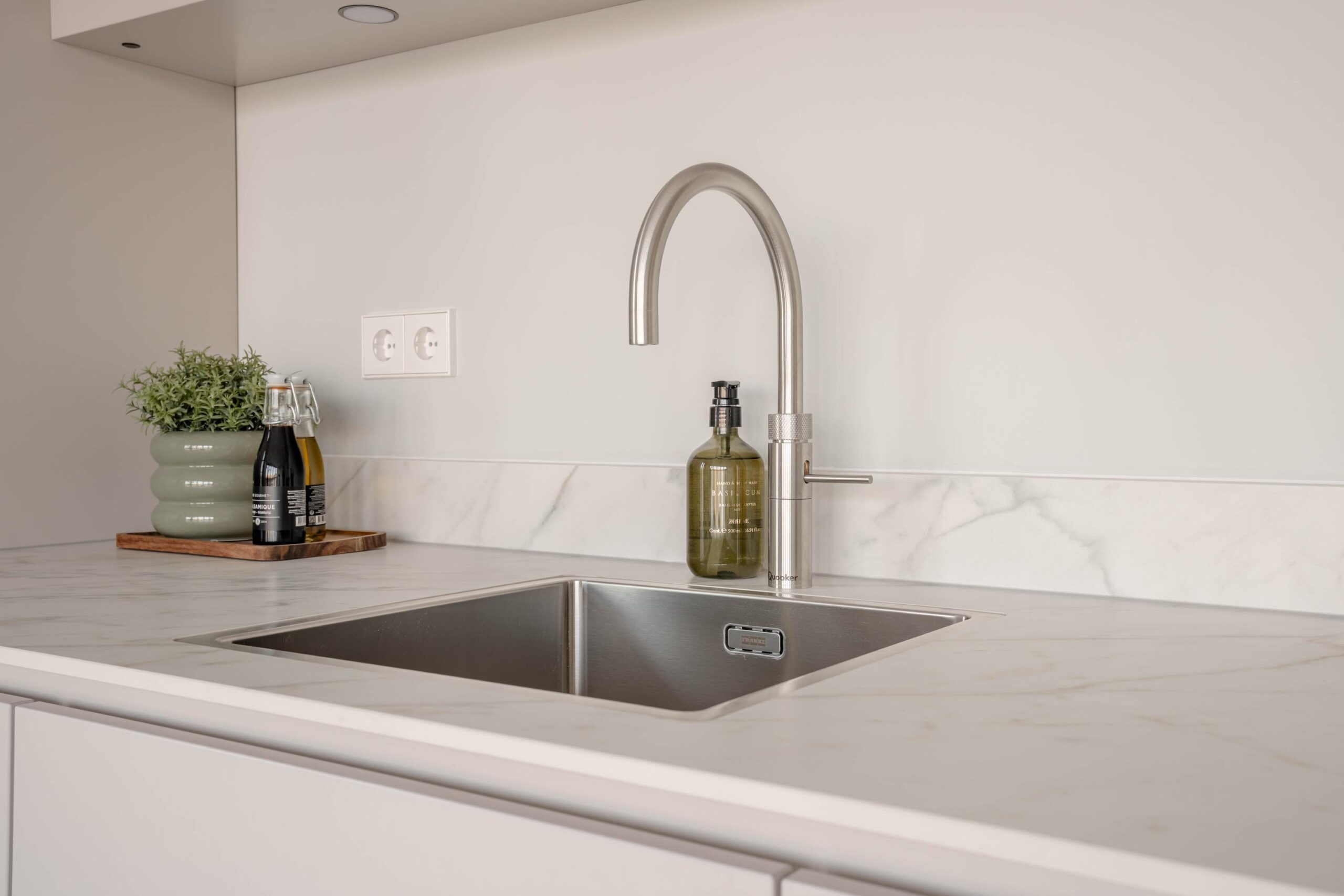 Veembroederhof 35 C in AMSTERDAM-17